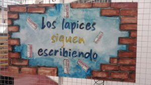 los lapices siguen ....