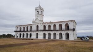 CABILDO-Y-LA-RECOVA-3