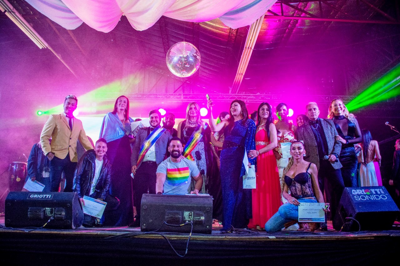FIESTA NAC ORGULLO (58)