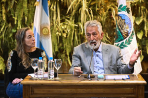 gober canta