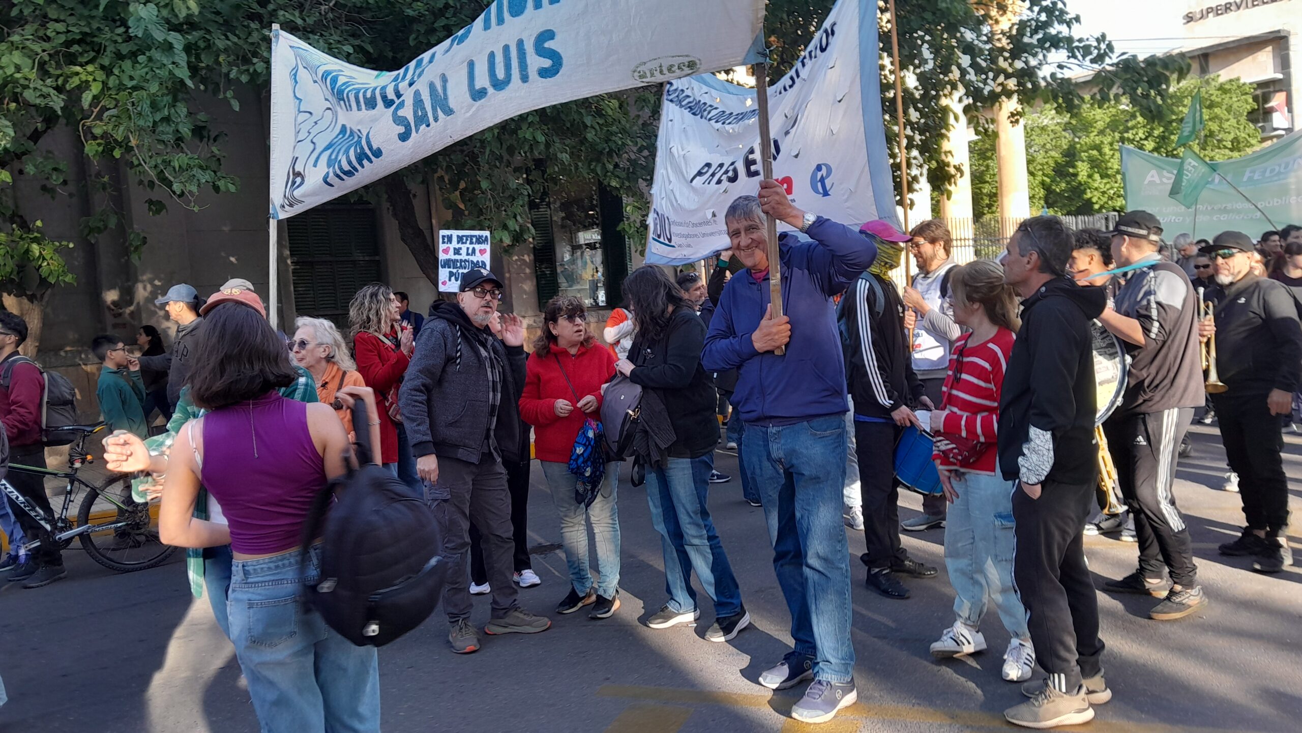marcha universtaria sl