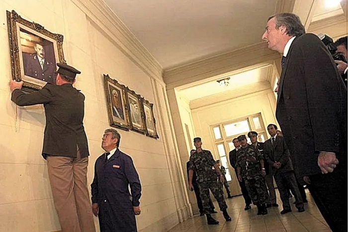 kirchner-20cuadro-20videla