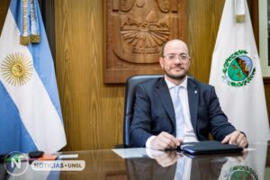 rector unsl raul gil