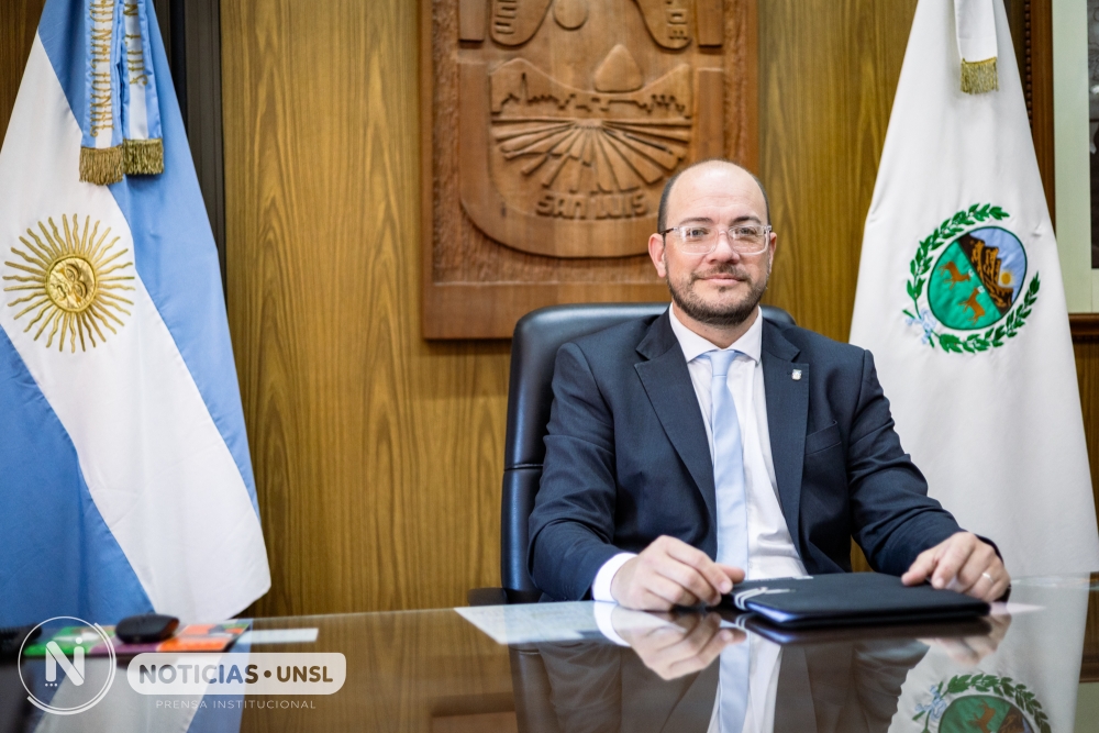 rector unsl raul gil