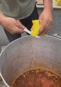 olla suena el bajo
